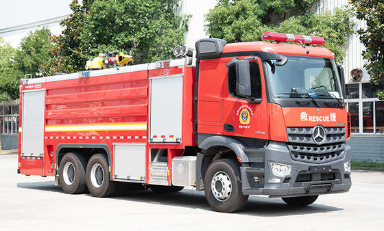 Carro de bombeiros resistente de Mercedes-Benz 16T com bomba e monitor de água
