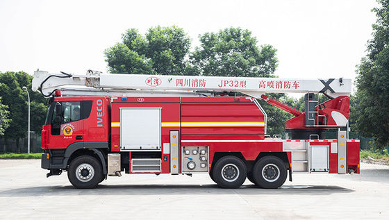 carro de bombeiros aéreo da torre da espuma de 32m SAIC-IVECO com água 6000L &amp; espuma
